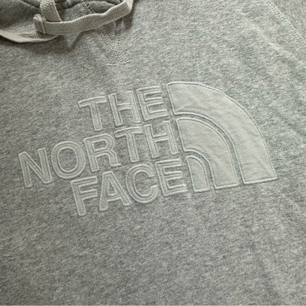 The‎ North Face Men’s Gray Hoodie Sweatshirt, Front Logo, Embroidered, Small